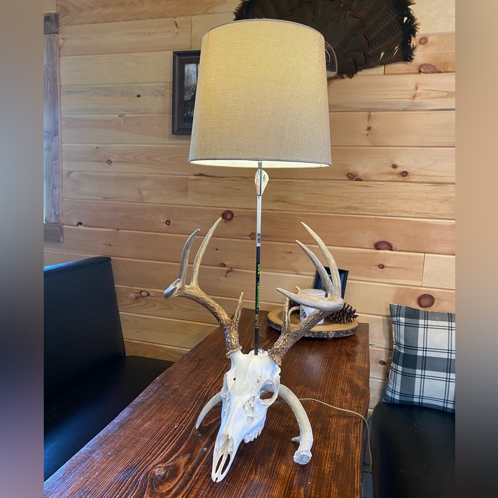 Deer skull lamp! Hand crafted!